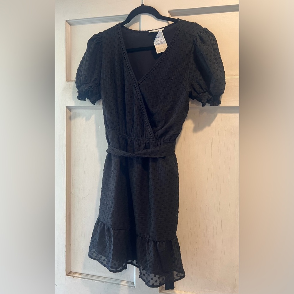 NWT E + M Wrap Style, Black Textured Wrap Midi Dress